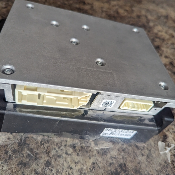 2018 Subaru Legacy Harman Kardon amplifier . - Picture 6 of 12